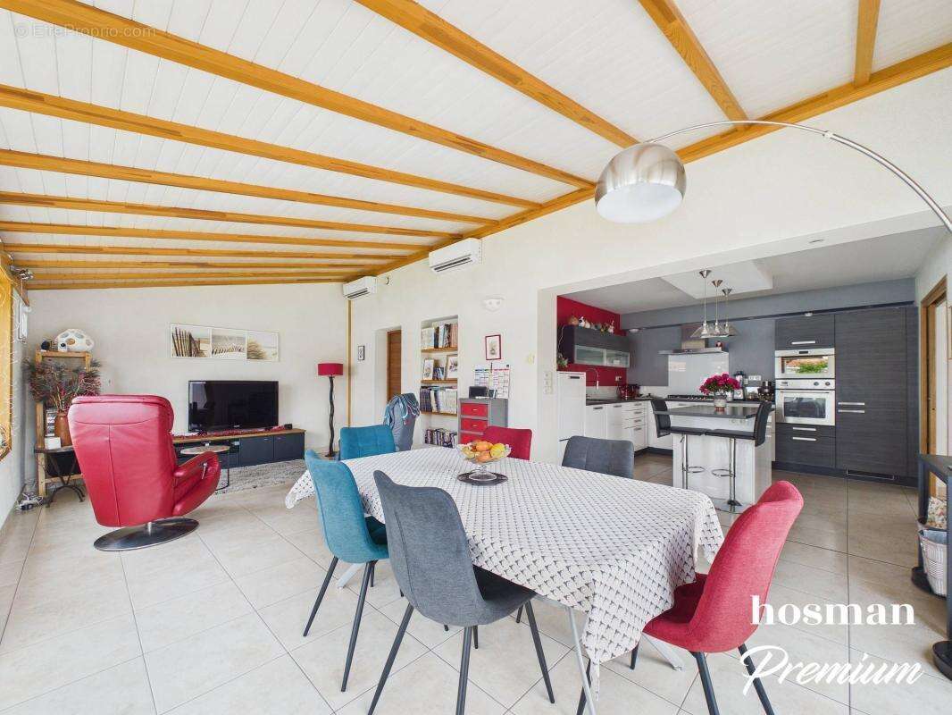 Maison à SAINT-SEBASTIEN-SUR-LOIRE