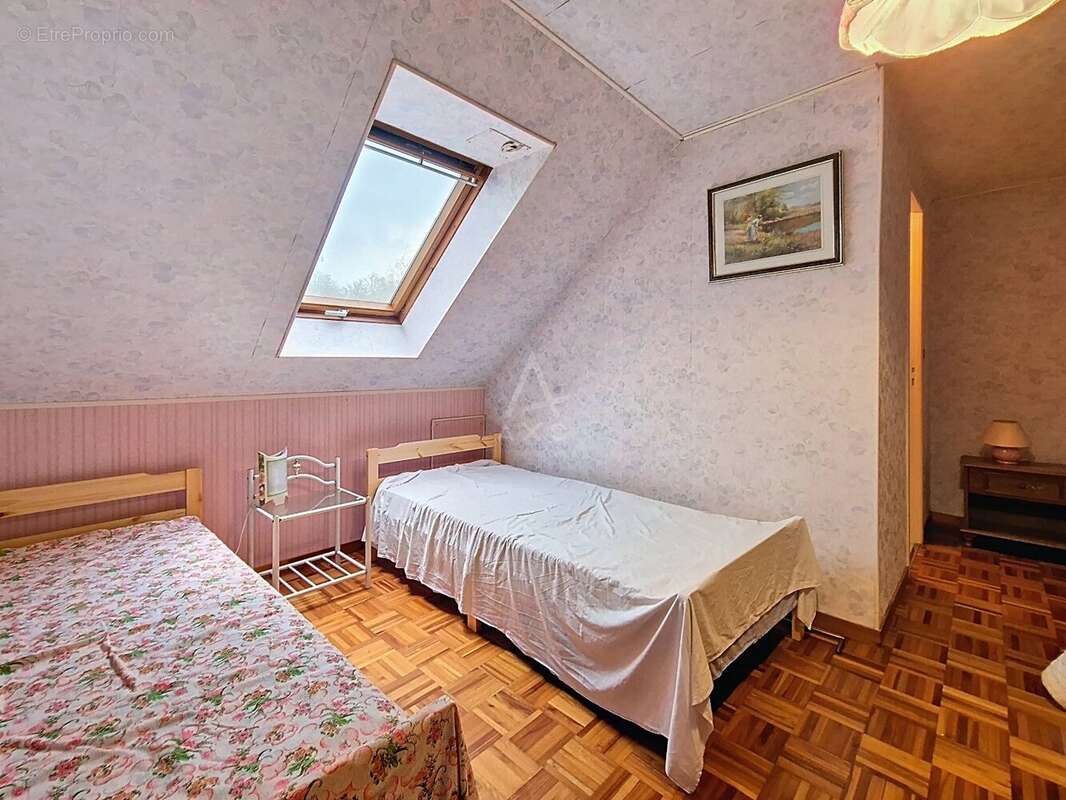Maison à ROGNY-LES-SEPT-ECLUSES
