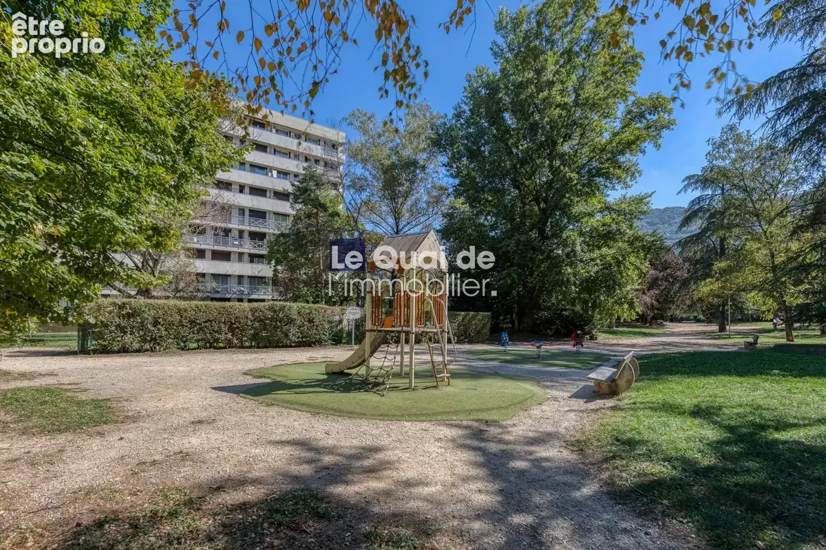 Appartement 4 pièces 73 m² à vendre à Saint-Martin-D'heres (38400) - photo 9