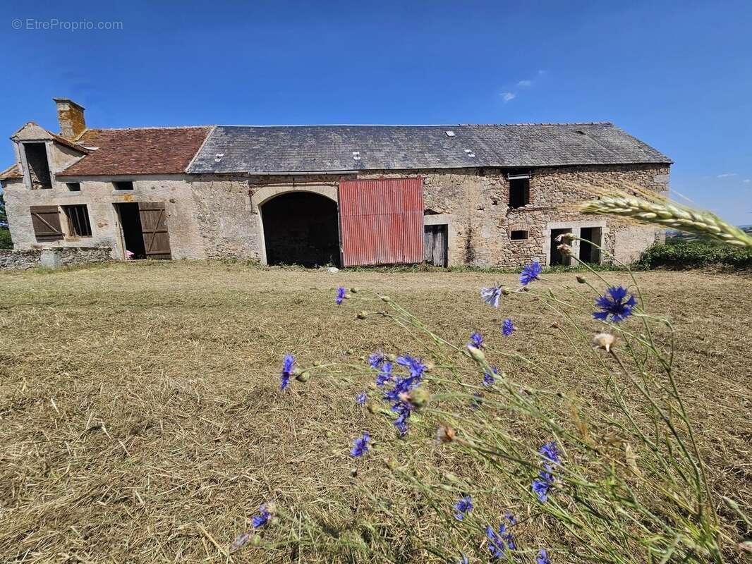 Maison à BUSSIERES