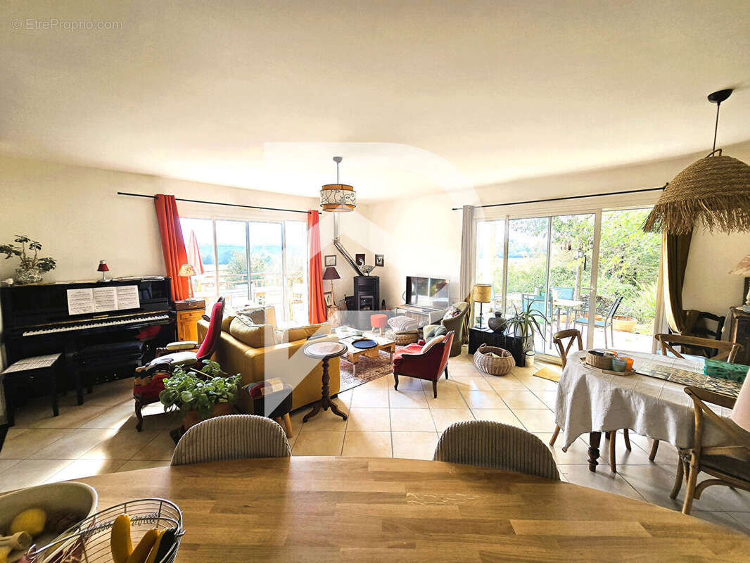 Maison à CASTEIDE-CANDAU