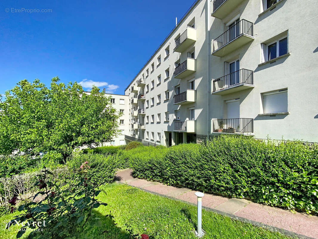 Vivaraize f4 avec balcon et garage - photo 12