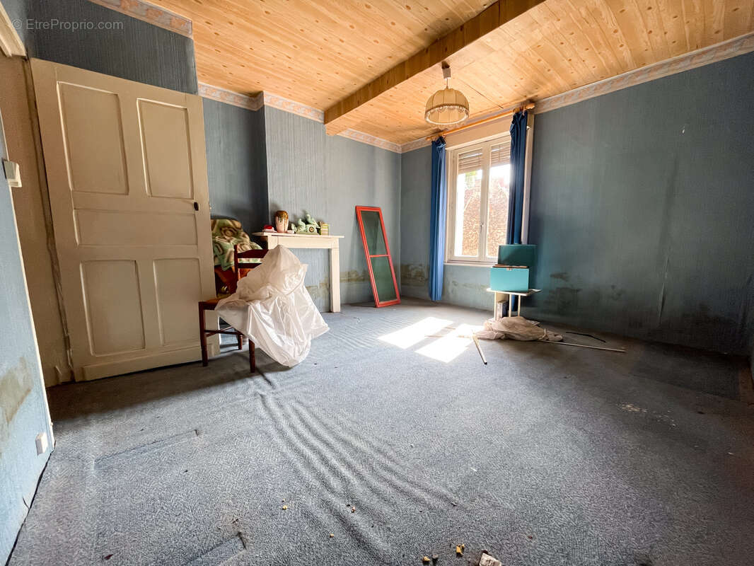 Maison à SAINT-AMAND-LES-EAUX