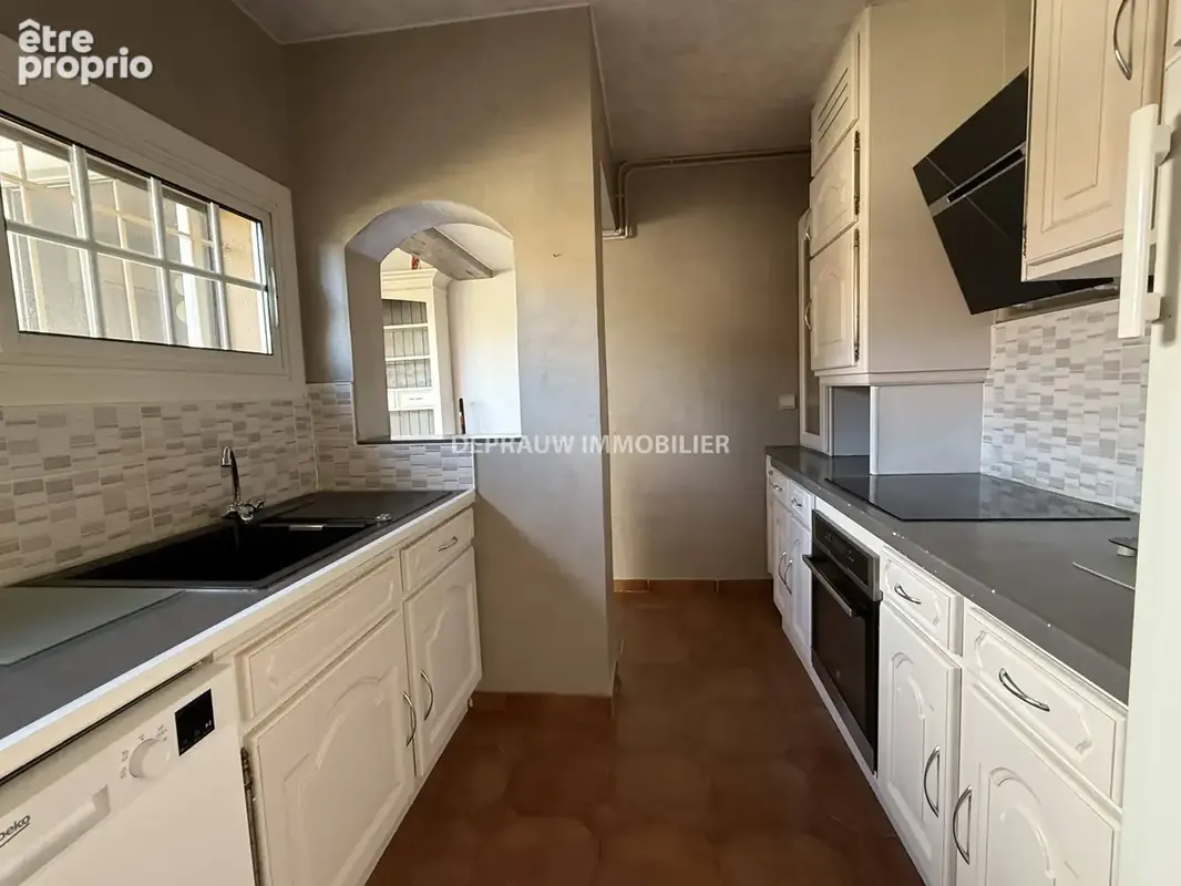POLLESTRES - Maison 3 faces avec piscine, garage et terrasse - photo 8