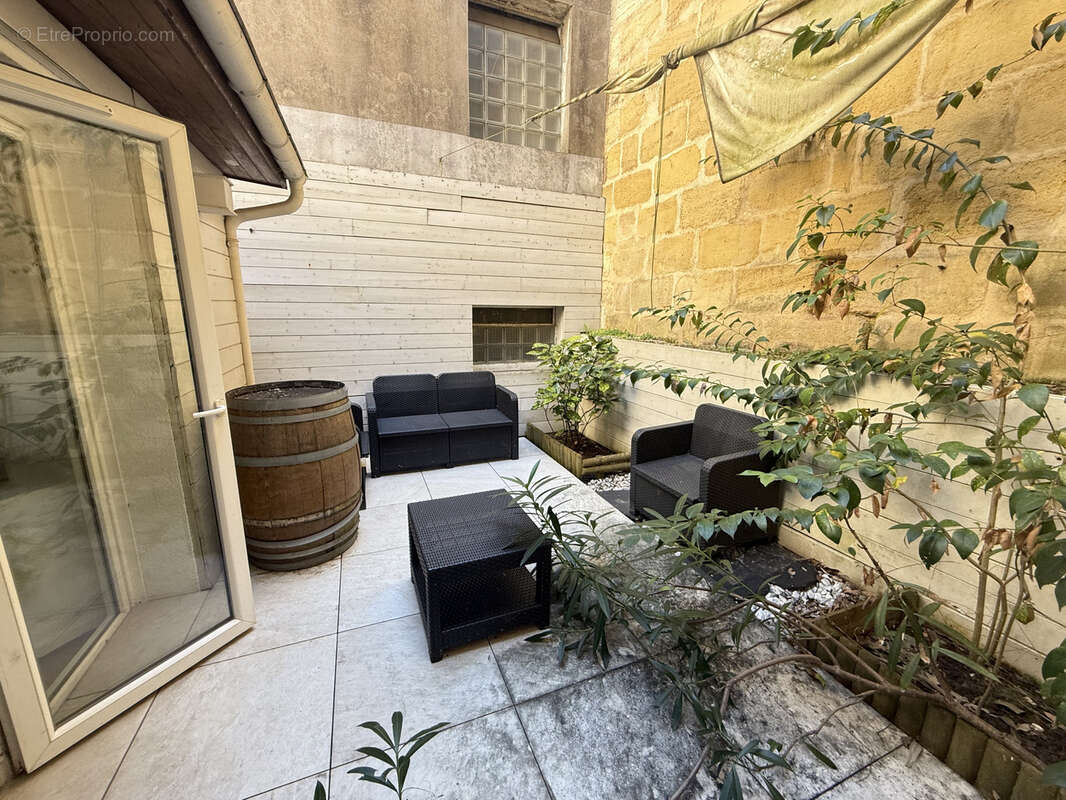 Appartement à BORDEAUX