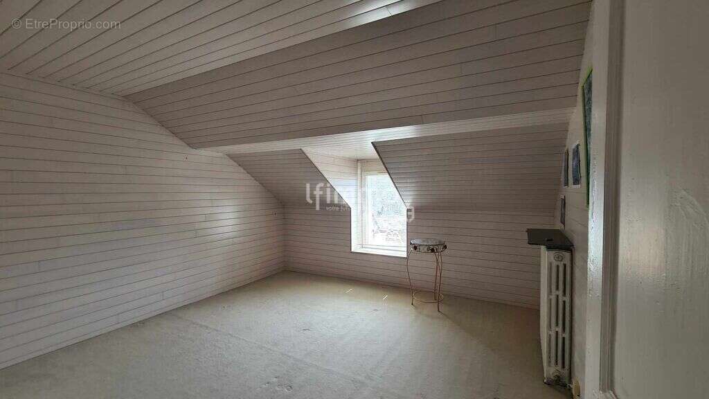 Maison dans le bourg D'Athis - photo 6