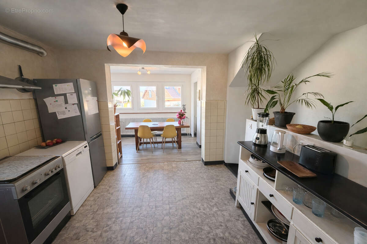 Appartement à CRANVES-SALES