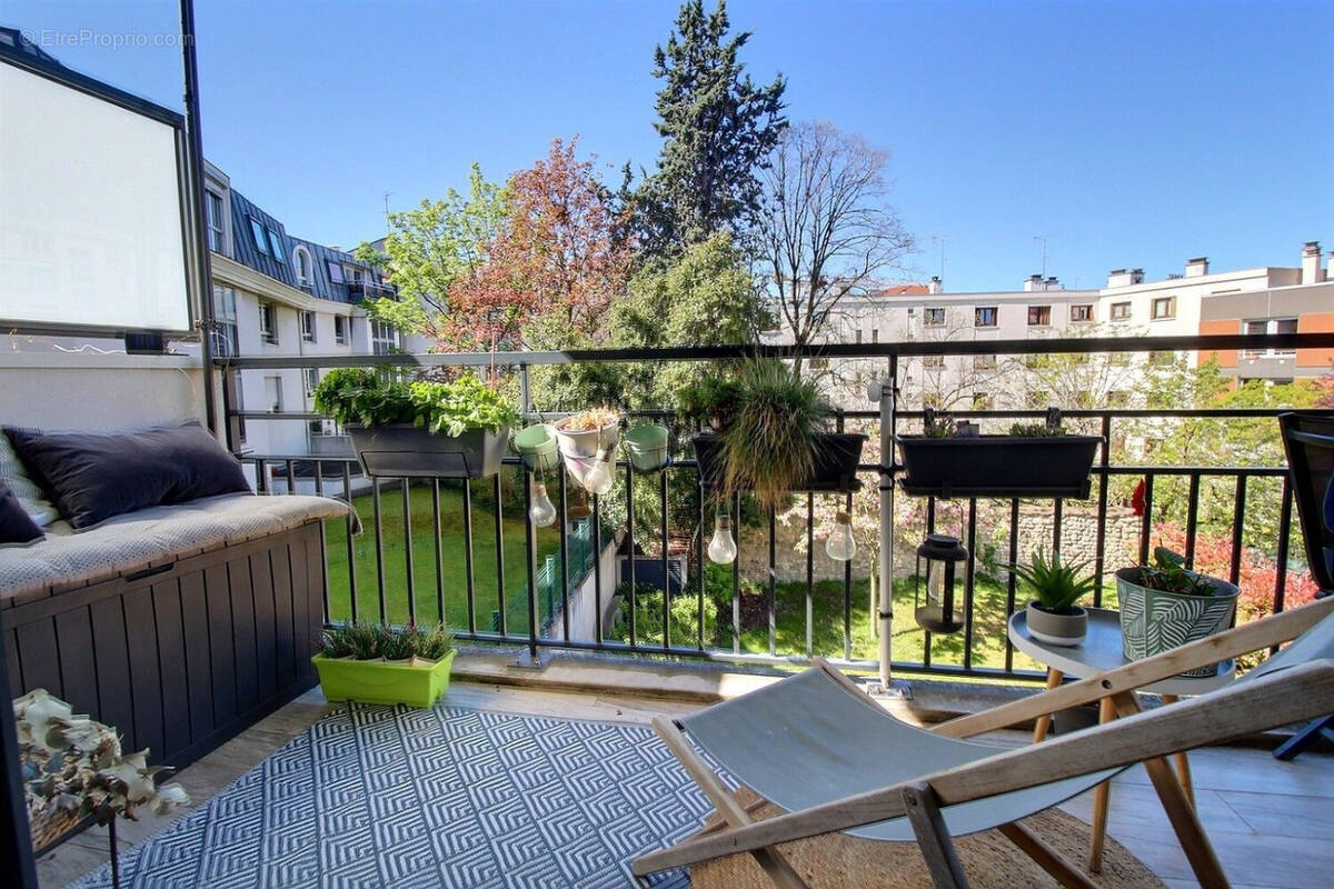 Appartement à ISSY-LES-MOULINEAUX