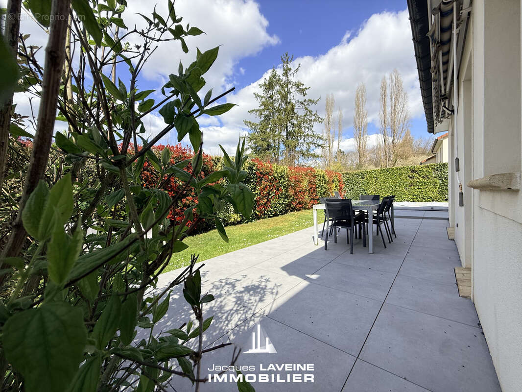 Maison à CORNY-SUR-MOSELLE