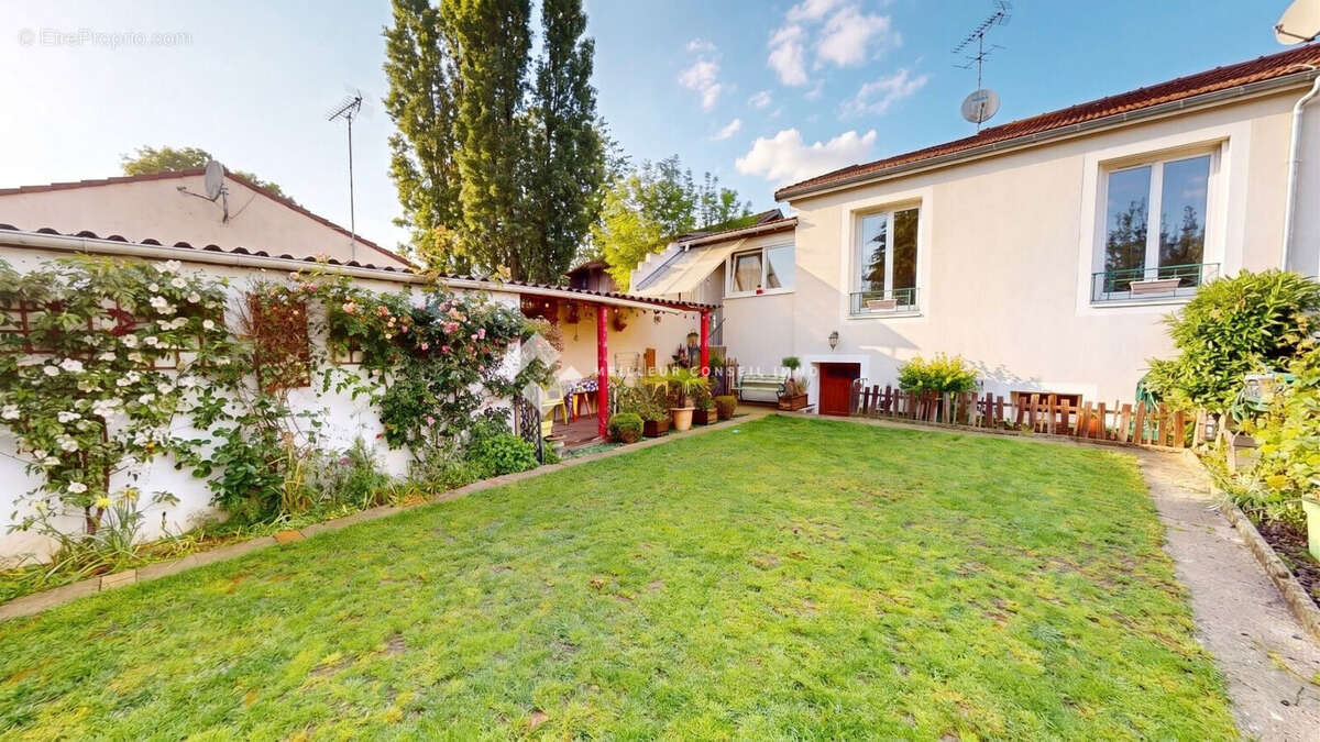 Maison 91 m² à Dampmart  - photo 2