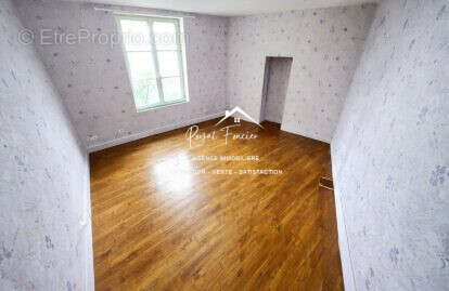 Chambre - Maison à LE PETIT-PRESSIGNY