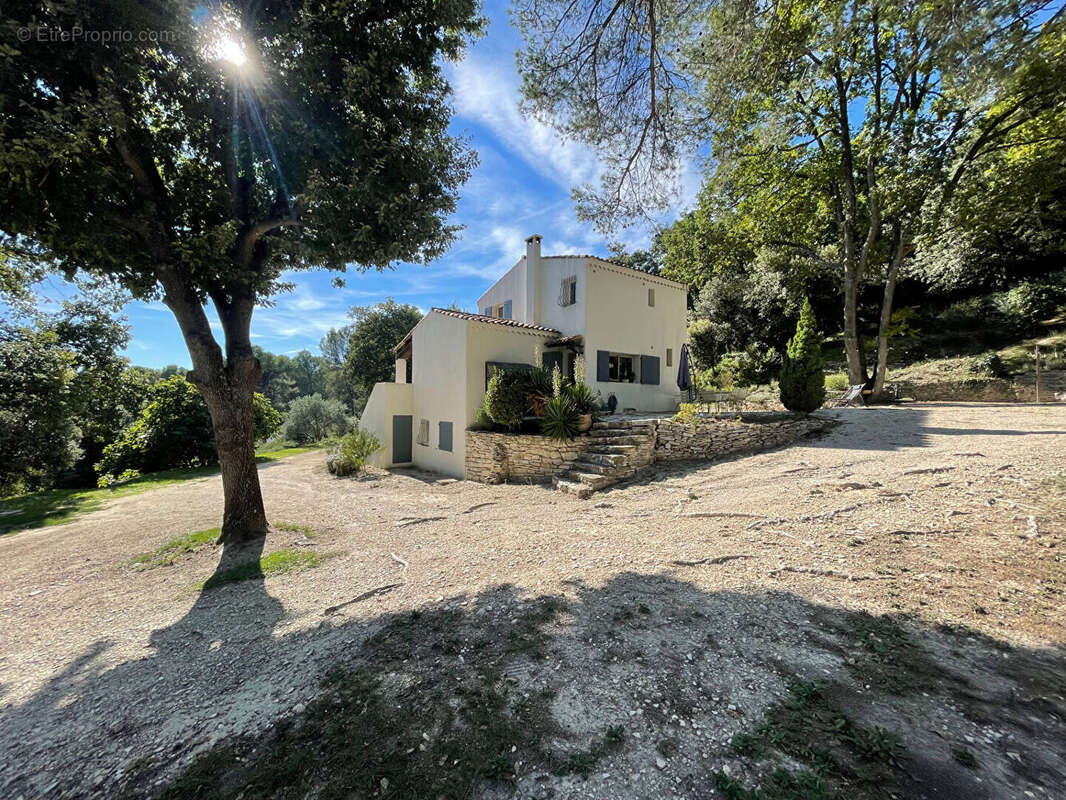Maison à EGUILLES