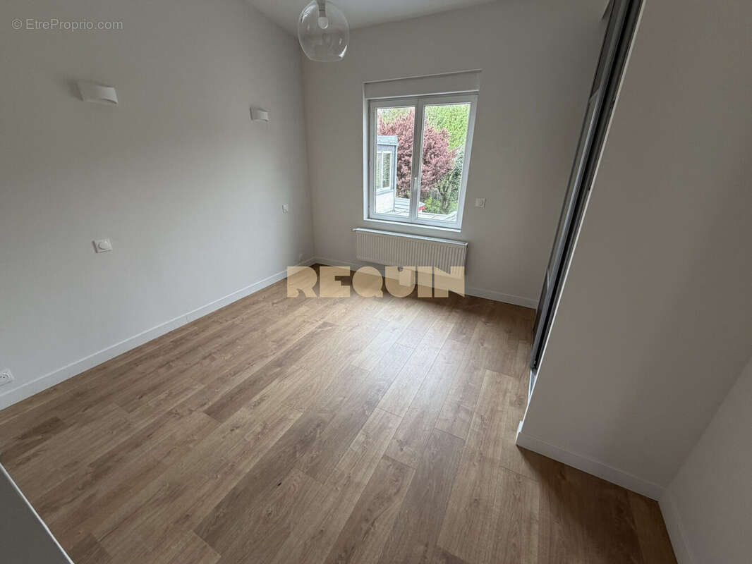 Appartement 55 m² à Lille  - photo 5