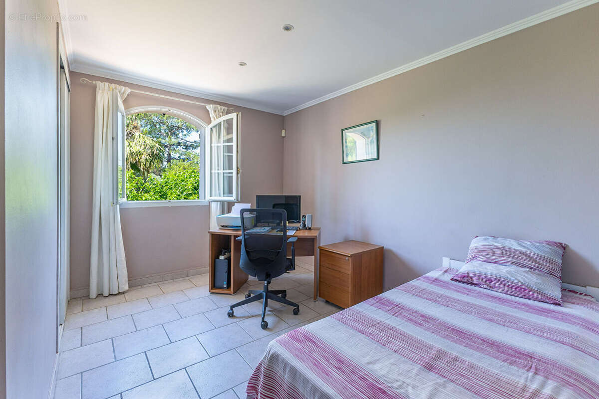 Maison Marseille 5 pièces 147 m² - photo 11