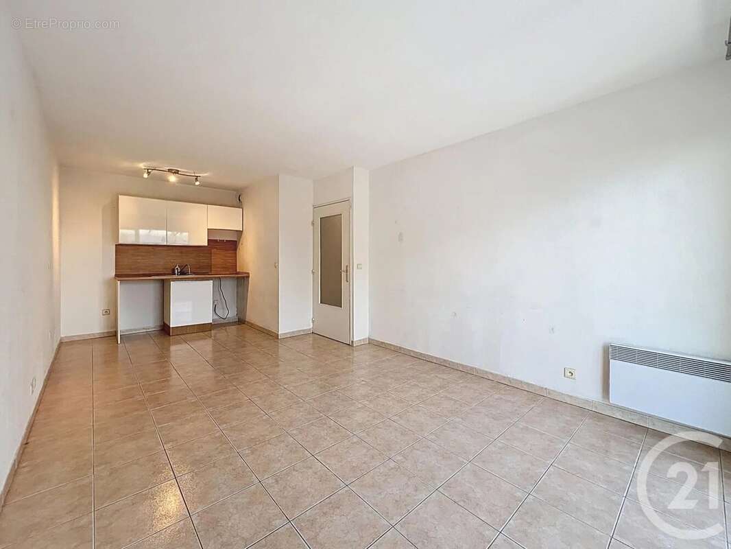 Appartement à MOUGINS