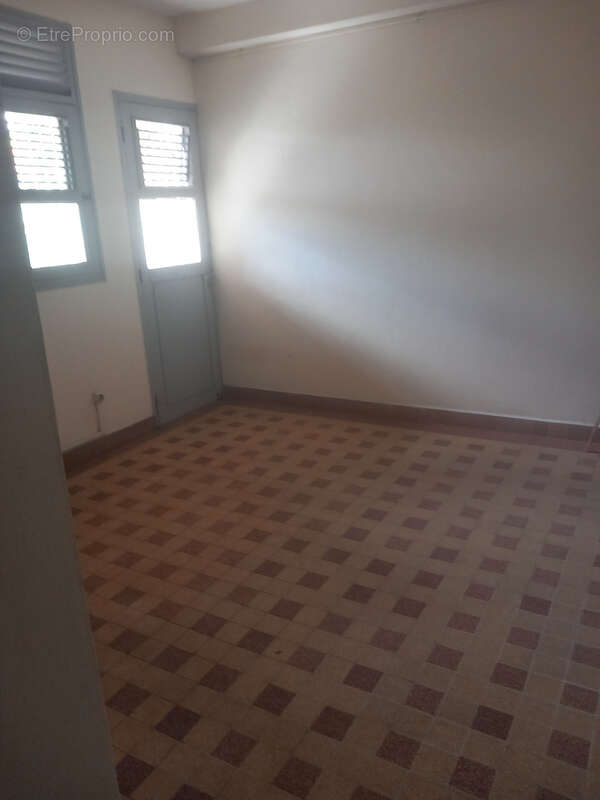 Appartement à POINTE-A-PITRE