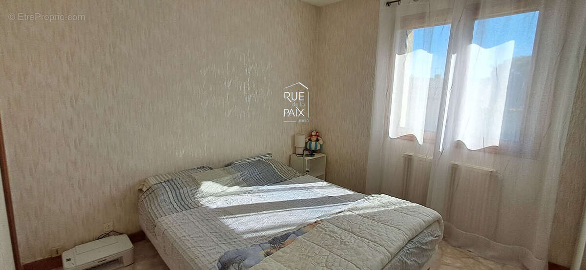 Maison à SAINT-GENEST-D&#039;AMBIERE