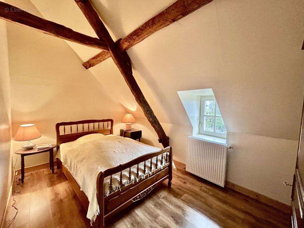 Maison à NADAILLAC-DE-ROUGE