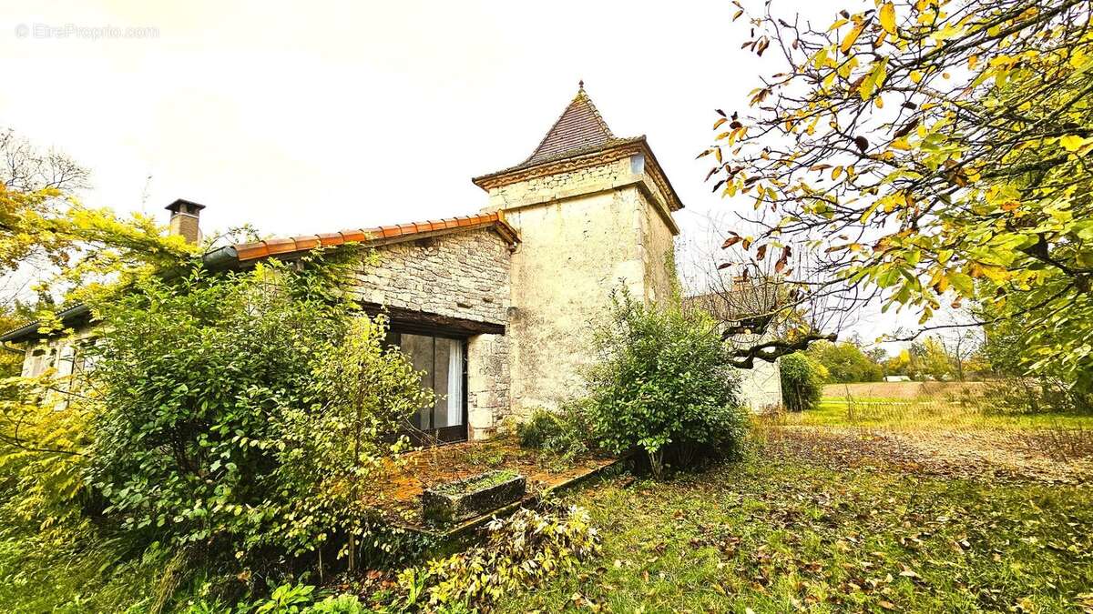 Maison et moulin, piscine sur grand terrain - photo 16