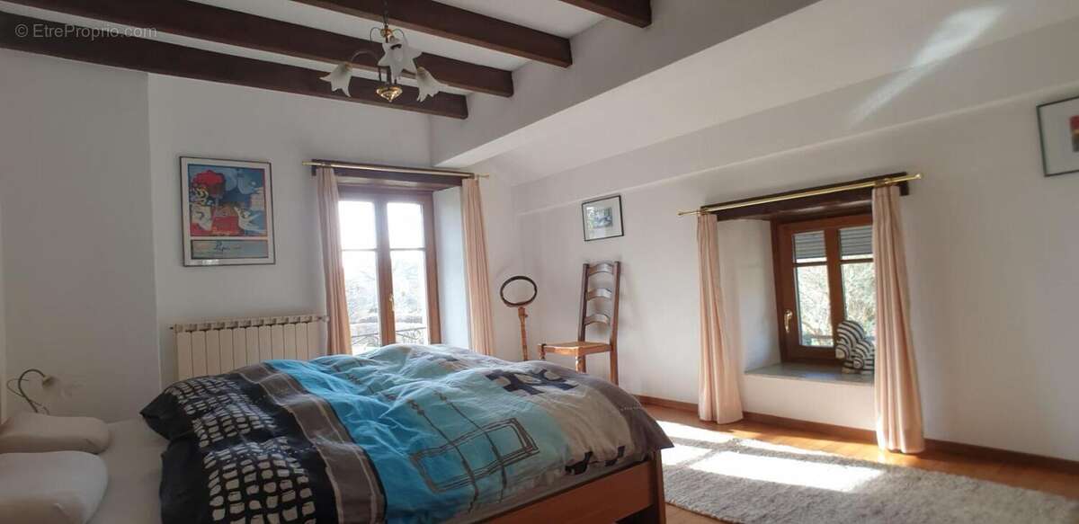 Maison à FROIDETERRE