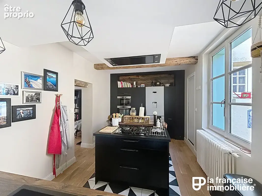 Maison de charme rénovée - Châteaugiron - 6 pièces - proche commerces - photo 7