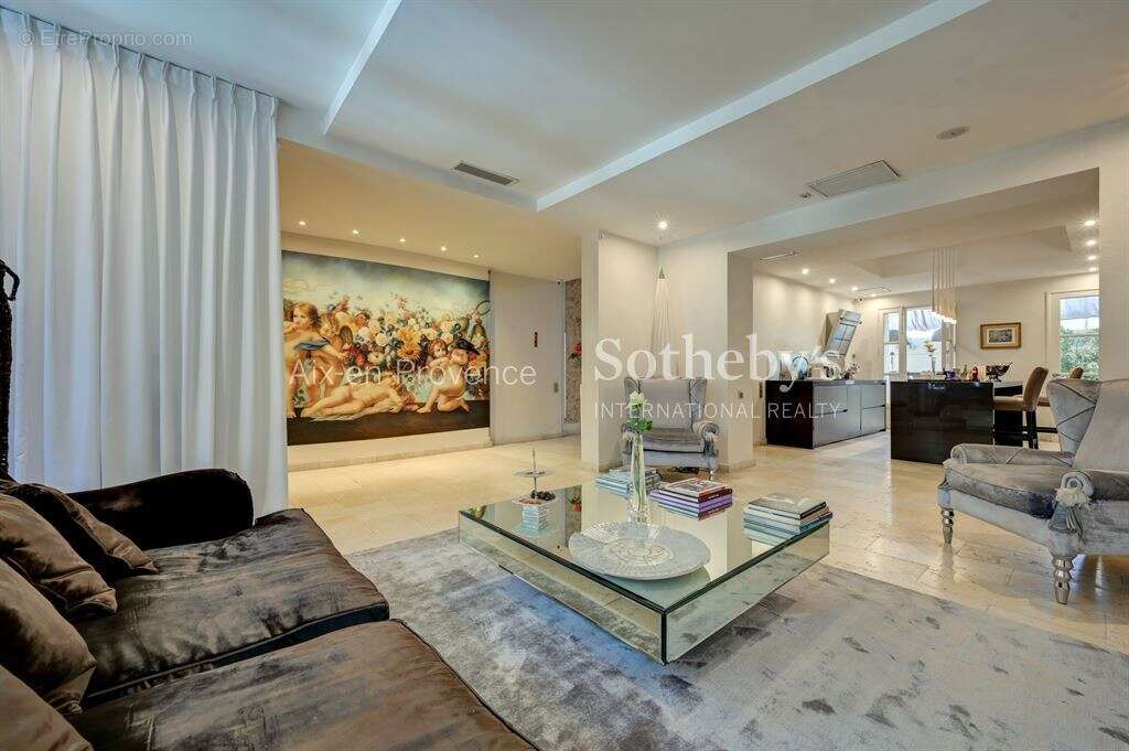 Maison à AIX-EN-PROVENCE