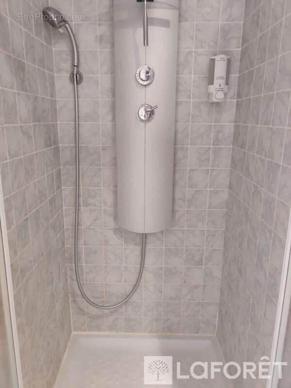 Maison dans la cité médiévale. - photo 10
