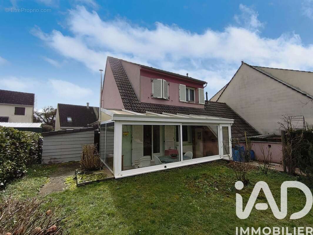 Photo 2 - Maison à HIRSON