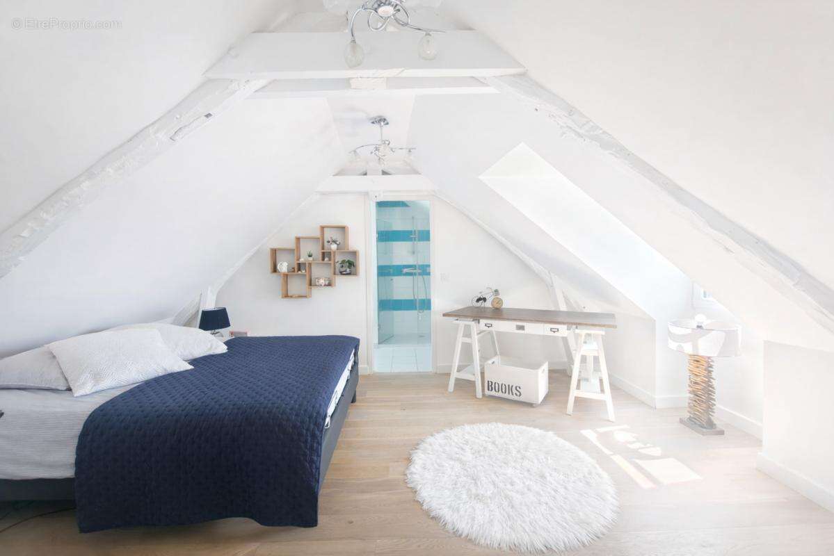 Maison à PLOUER-SUR-RANCE