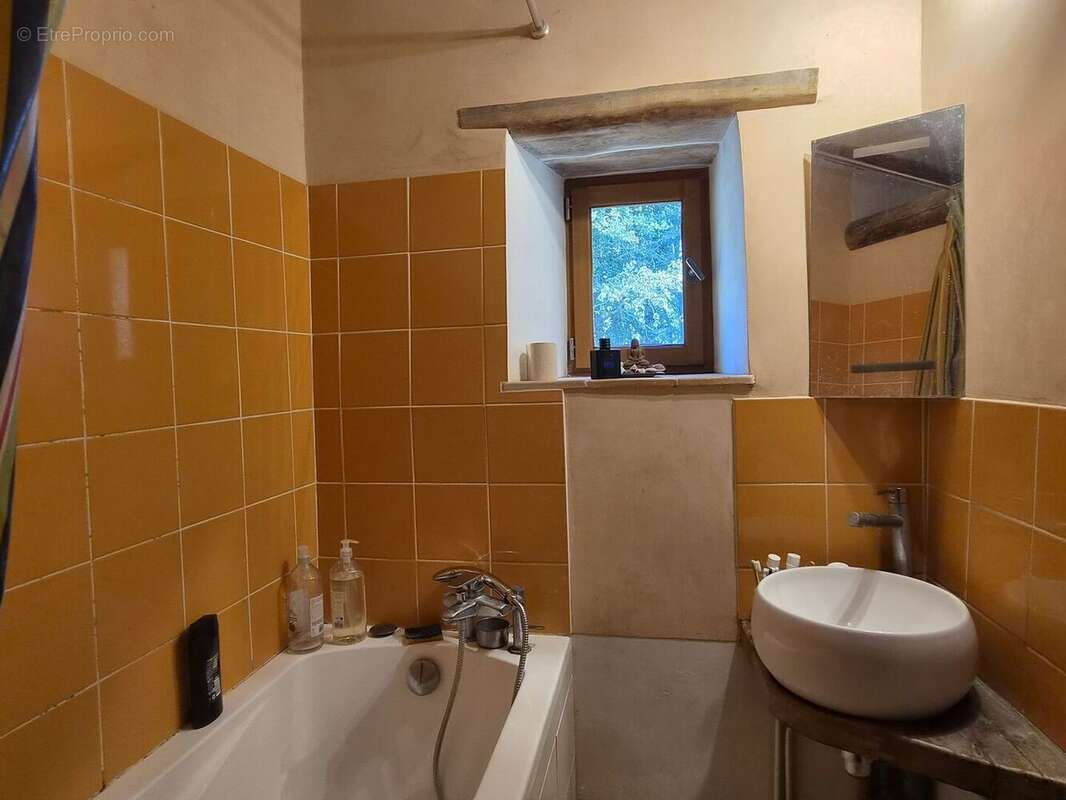 20260716164618