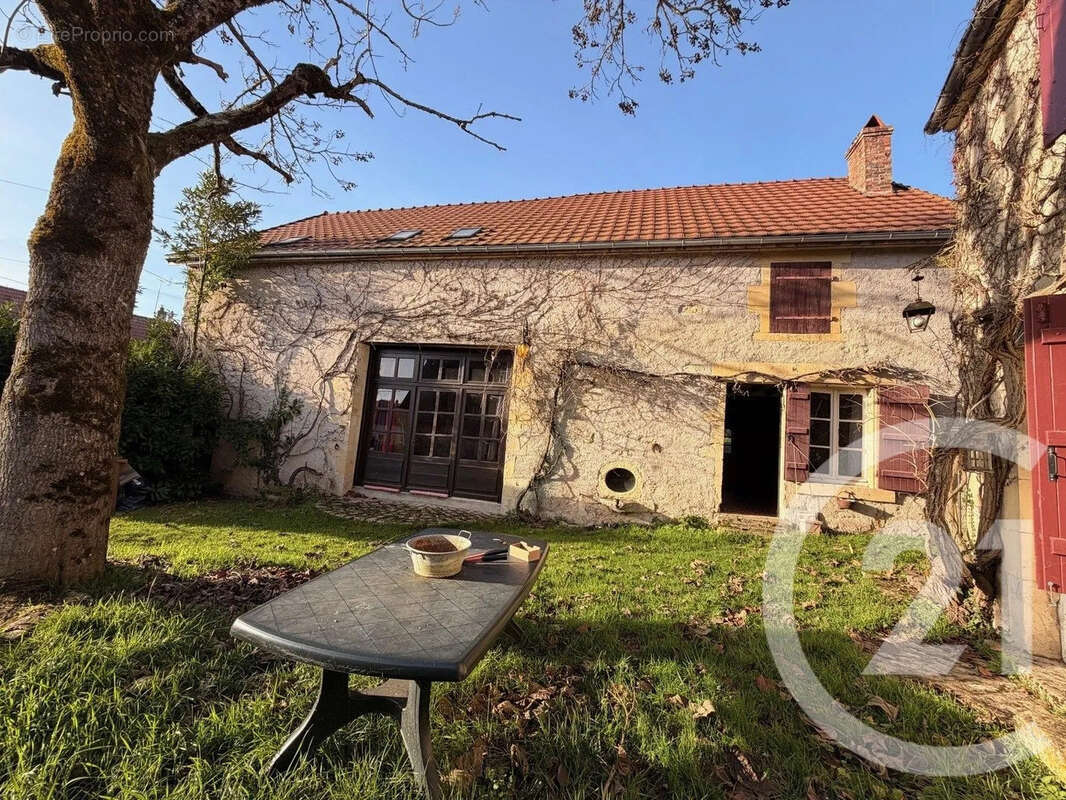Maison à GRENOIS