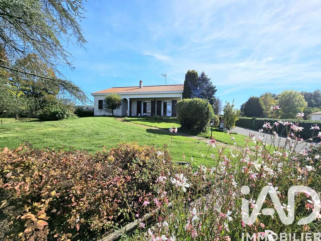 Photo 2 - Maison à SAINTE-FLORENCE