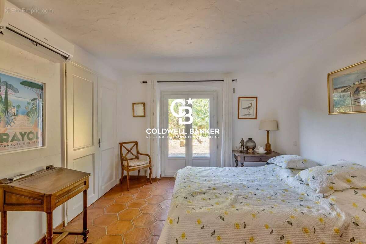 Maison à RAYOL-CANADEL-SUR-MER