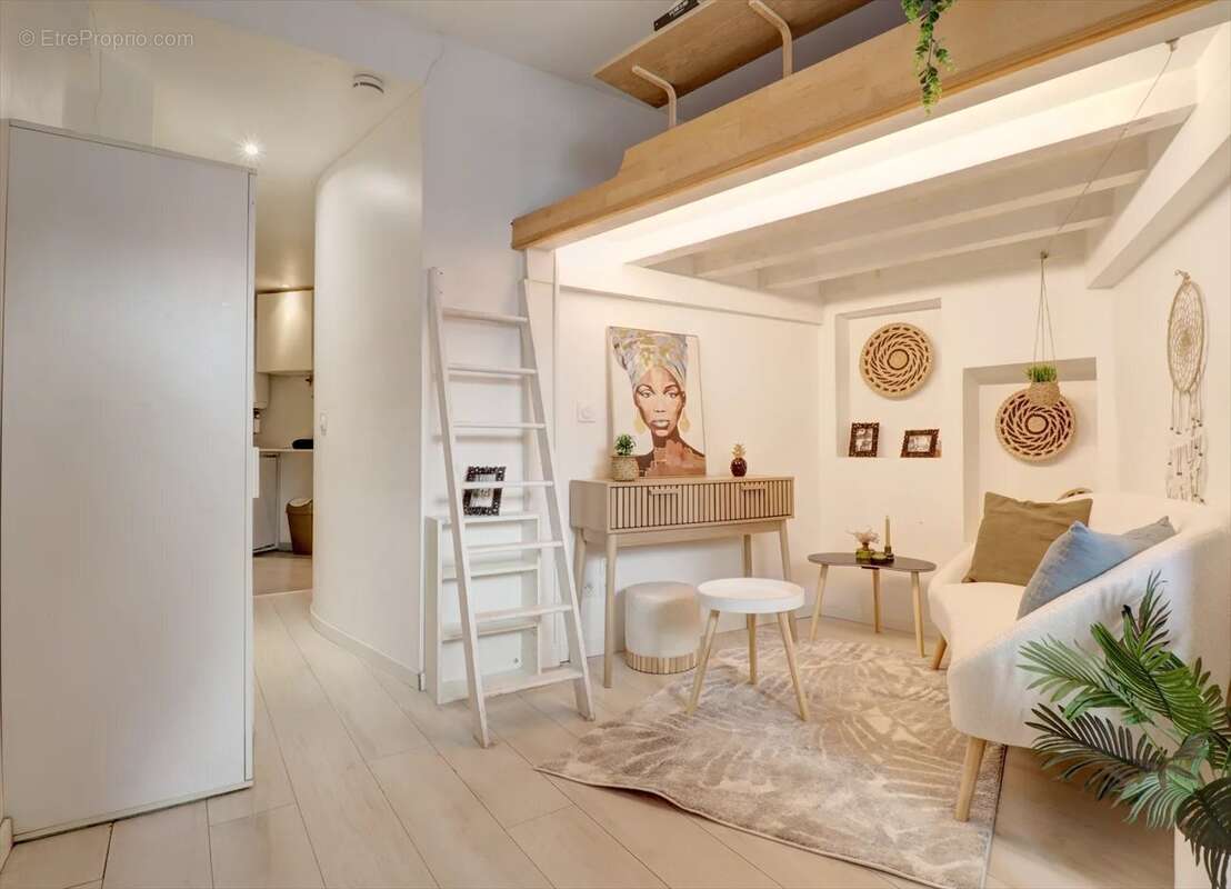 Appartement à PARIS-20E