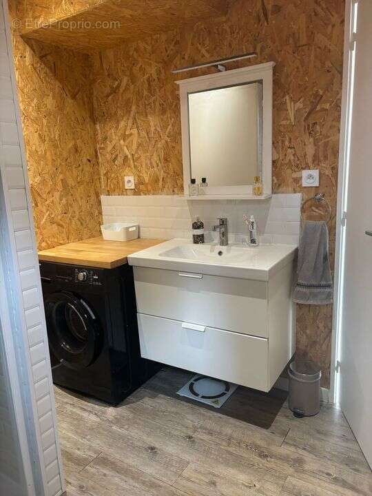 Maison à LE CASTELLET