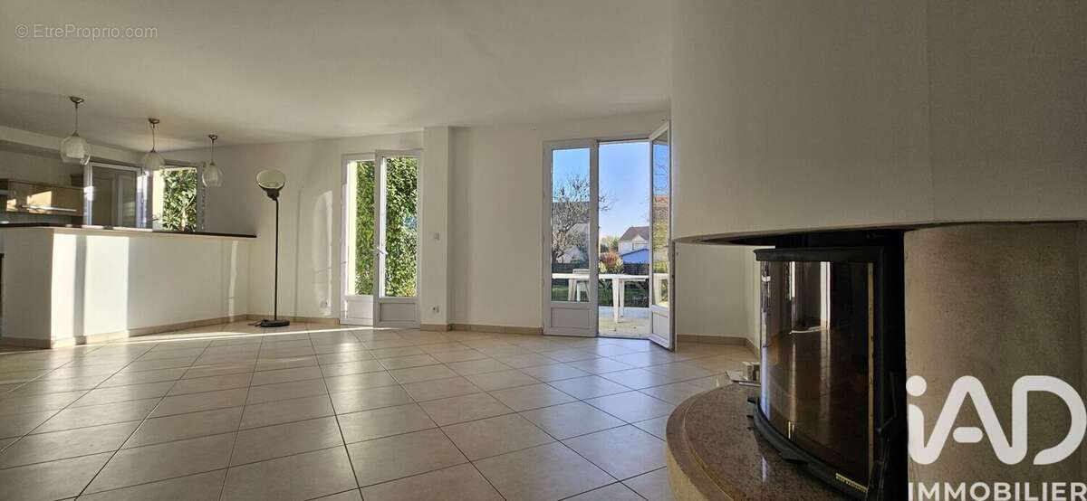 Photo 4 - Maison à NOISEAU