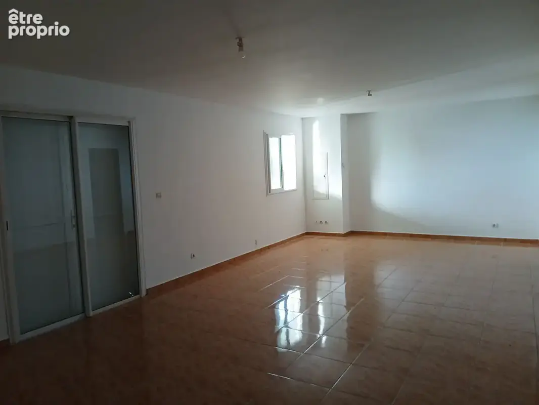 VILLA F4 de 110 m² sur un terrain de 720 m² STE MARIE - photo 6