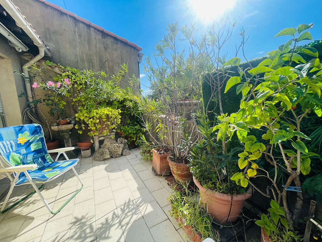 Appartement à PORT-DE-BOUC