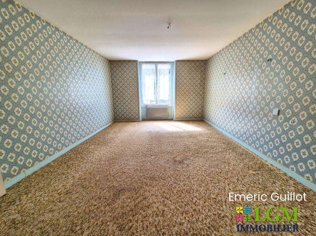 Maison de bourg de 120 m² – 3 chambres – Véranda – Atelier – Marolles (41330) - photo 11