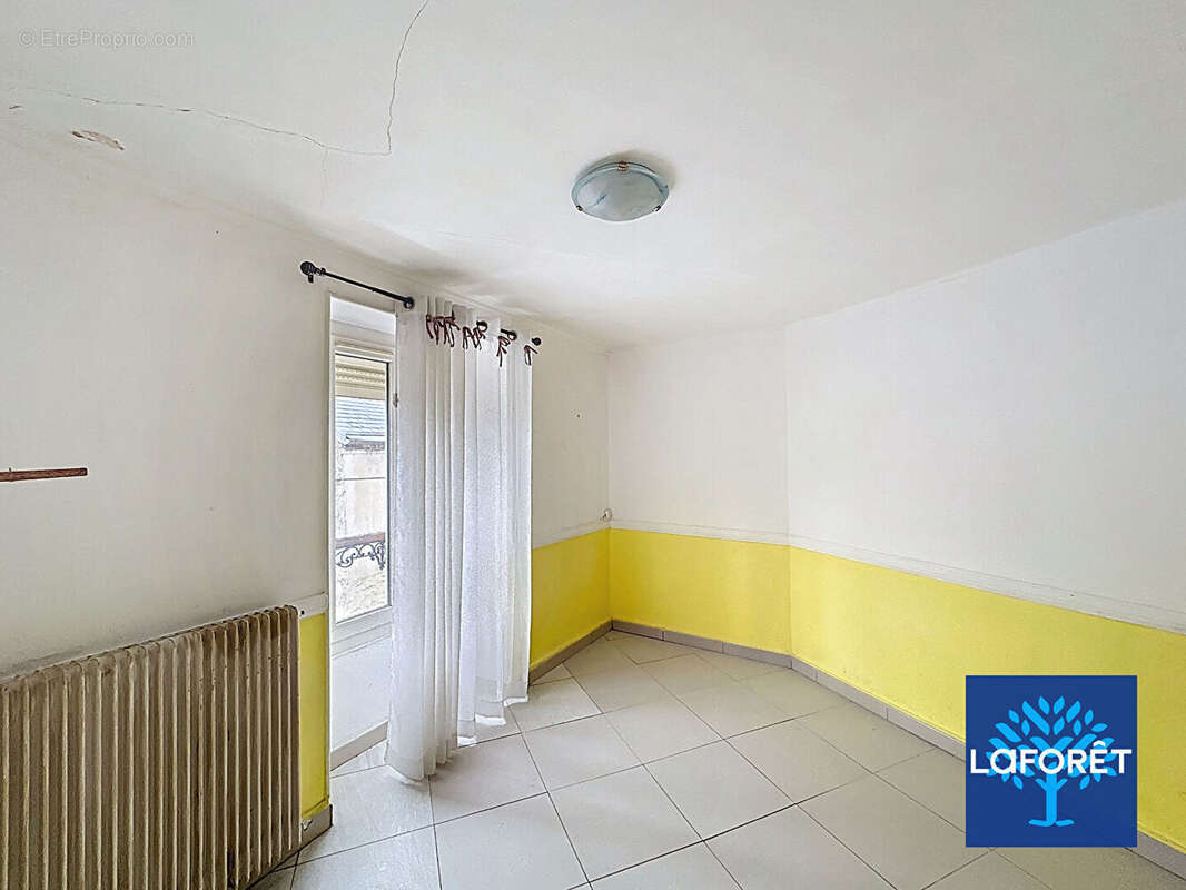 Maison à LA FERTE-ALAIS