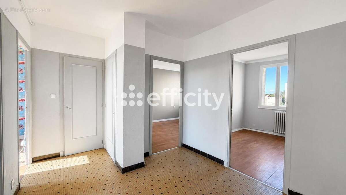 Appartement - photo 9