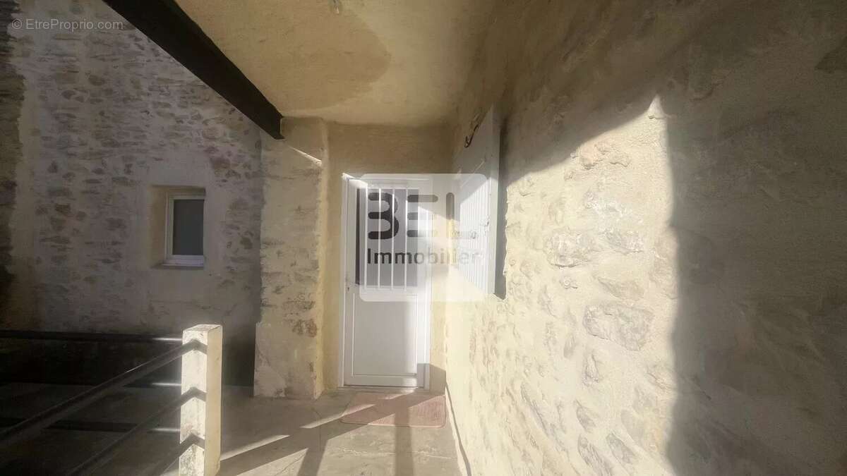 Maison à GOUDARGUES