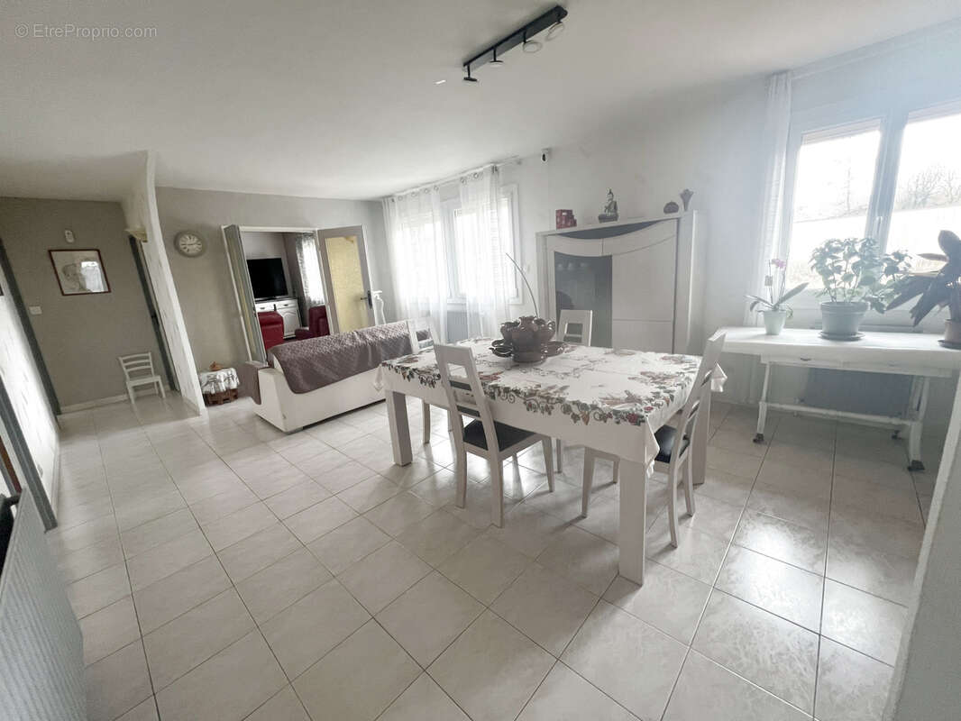 Maison à REHAINVILLER