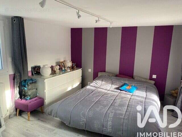 Photo 4 - Maison à NEUVILLE-AUX-BOIS