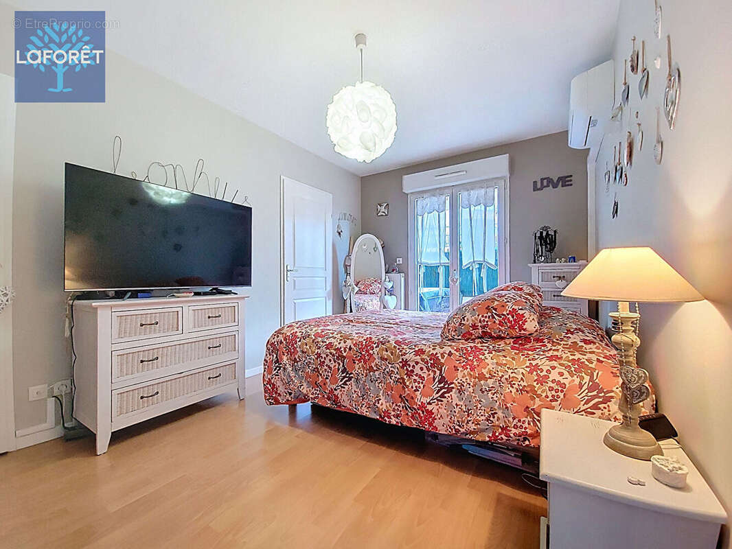 Appartement à VOURLES