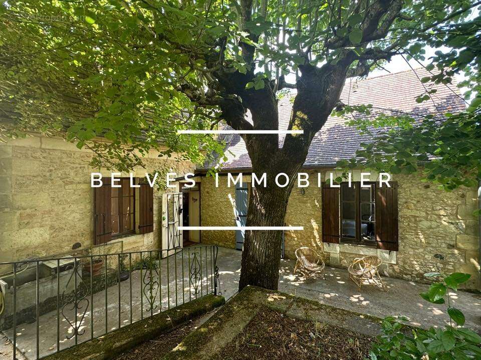 Maison à SIORAC-EN-PERIGORD