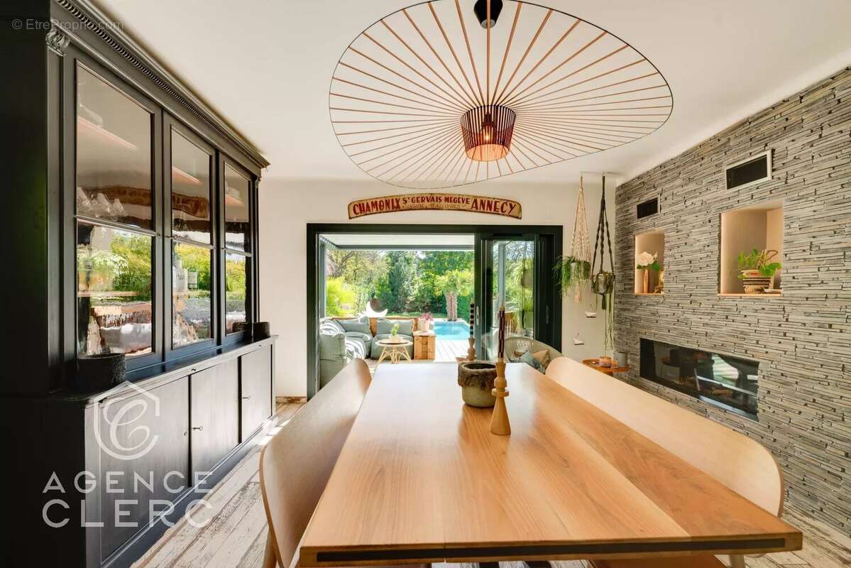 Maison à MENTHON-SAINT-BERNARD