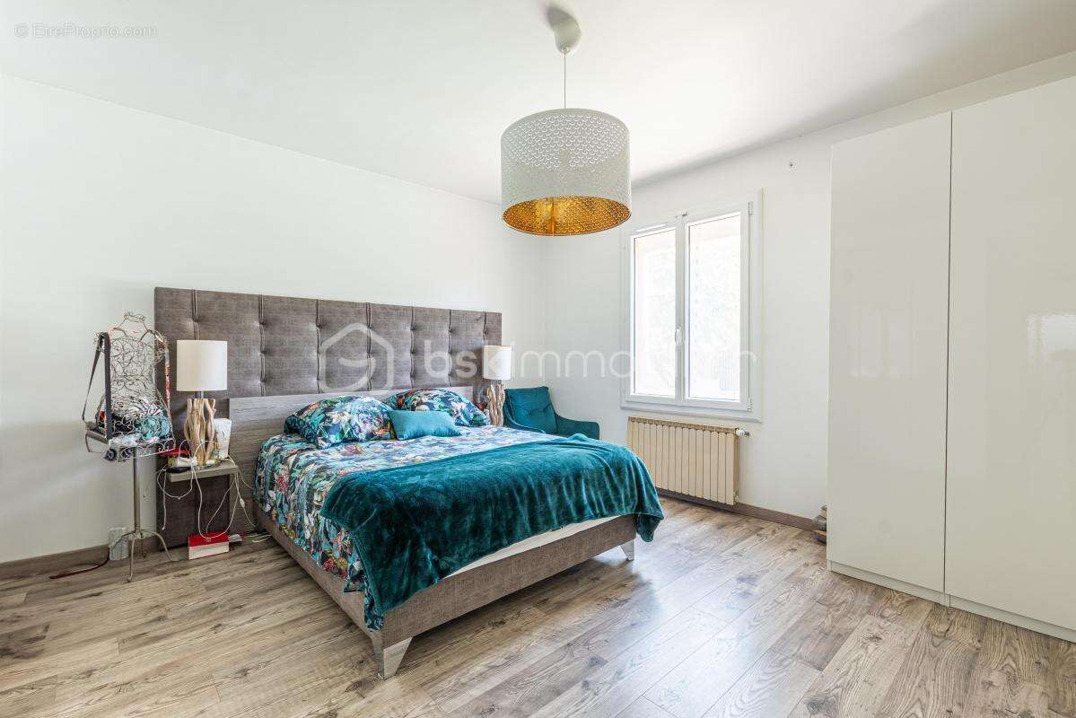 Maison à SIX-FOURS-LES-PLAGES