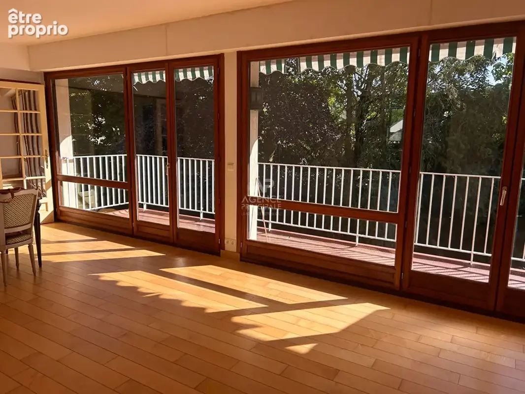 Appartement Maisons Laffitte 5 pièce(s) 111.35 m2 - photo 2