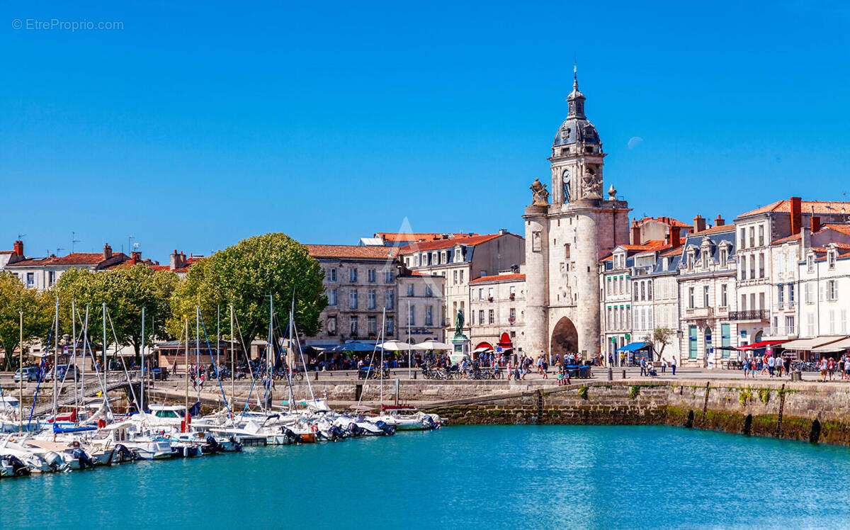 Commerce à LA ROCHELLE
